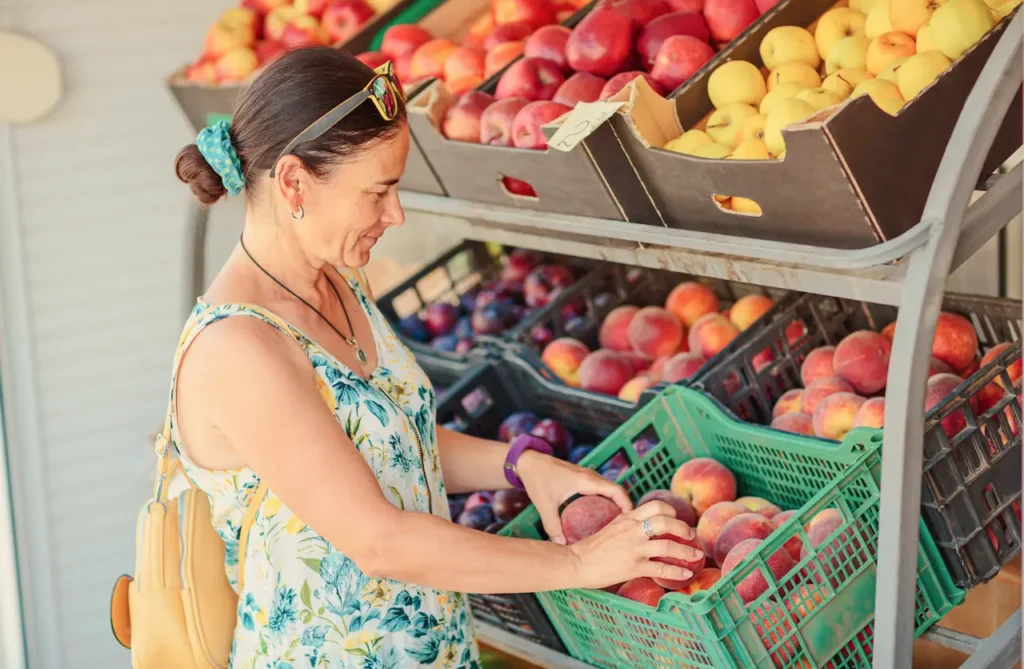 What to eat (& not eat) during menopause